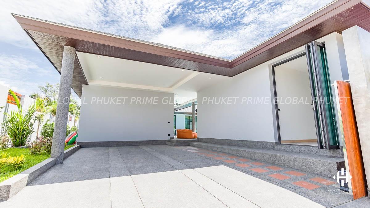 - Sq.m Villa for Rent and Sale in Bangtao