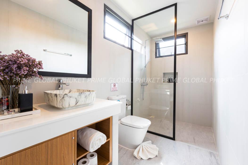 - Sq.m Villa for Rent and Sale in Bangtao