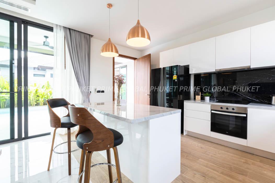 - Sq.m Villa for Rent and Sale in Bangtao