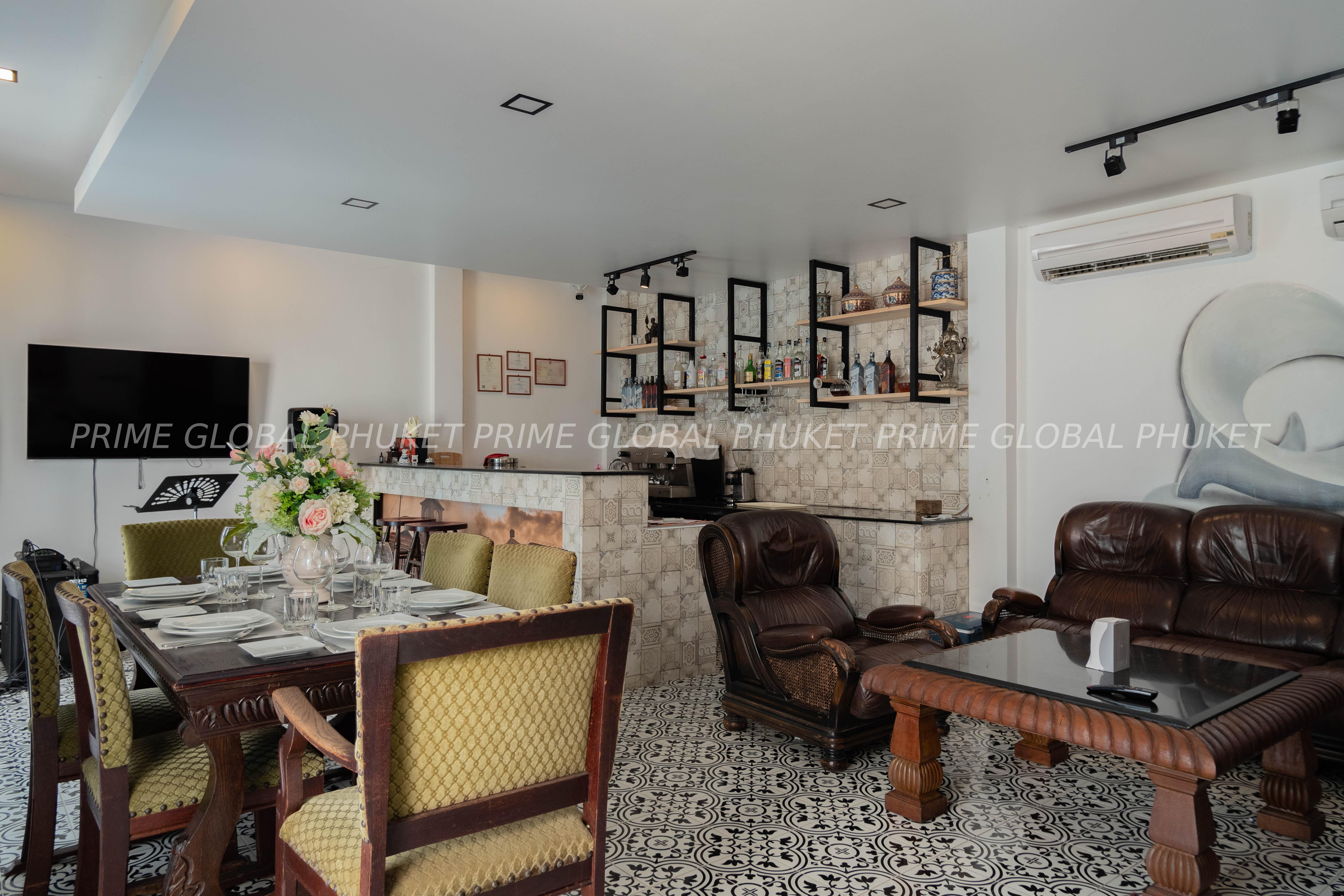 400 Sq.m Villa for Rent and Sale in Thalang