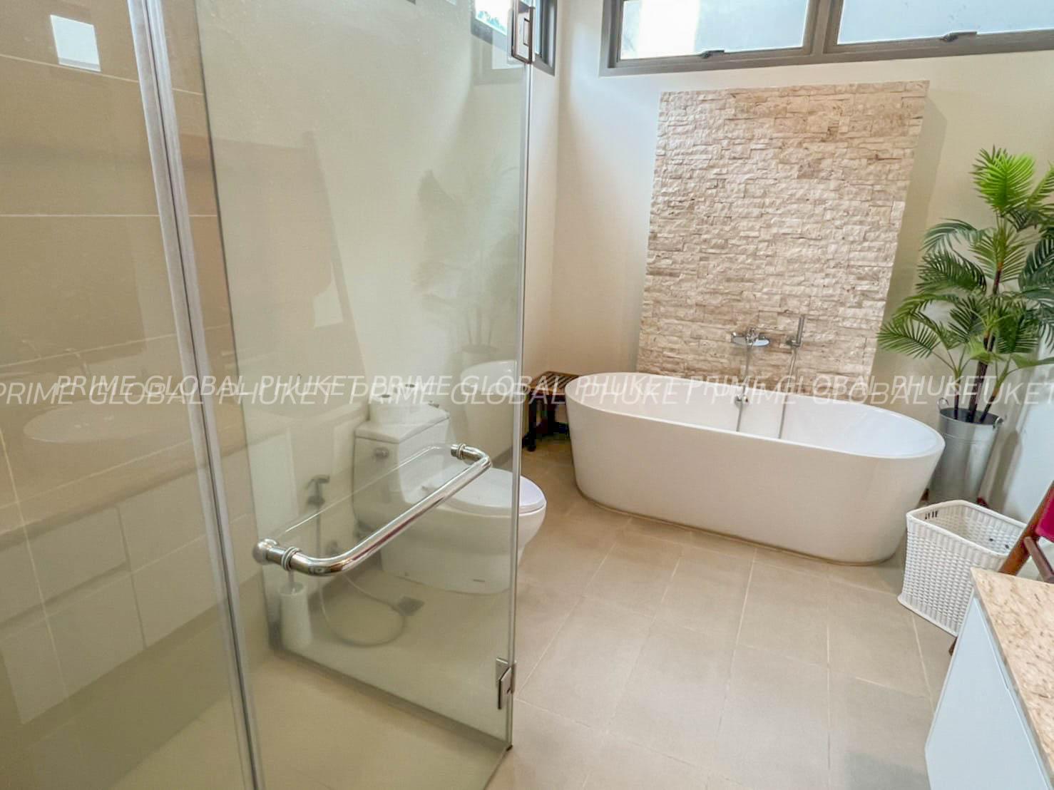 1 Sq.m Villa for Rent in Rawai