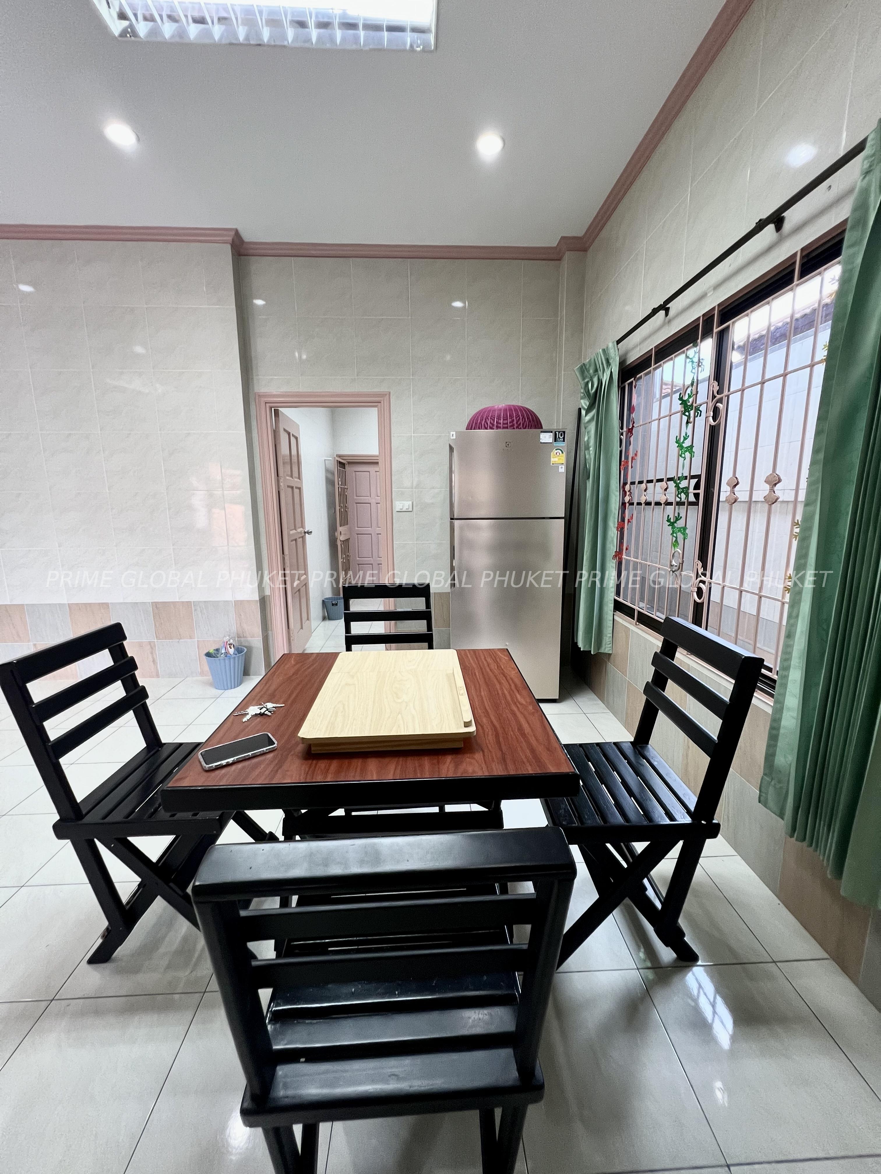 3 Bedroom 2 Bathroom  House Rent in Chalong