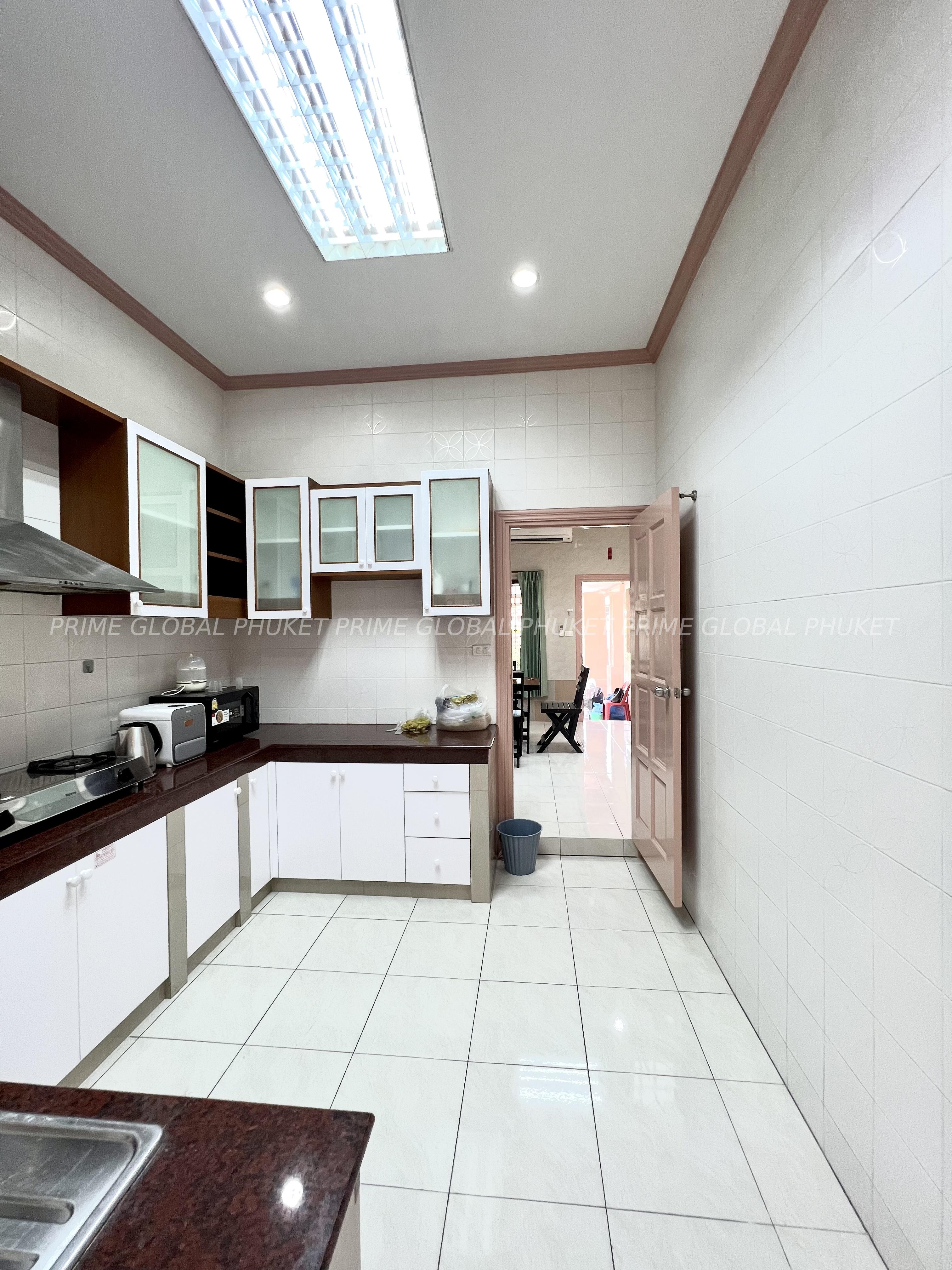 3 Bedroom 2 Bathroom  House Rent in Chalong