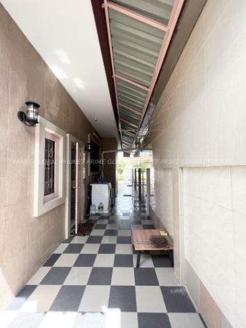 3 Bedroom 2 Bathroom  House Rent in Chalong