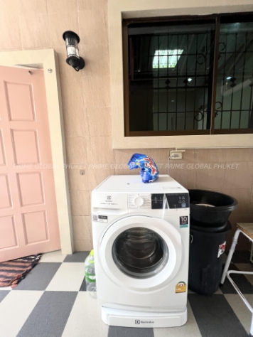 3 Bedroom 2 Bathroom  House Rent in Chalong