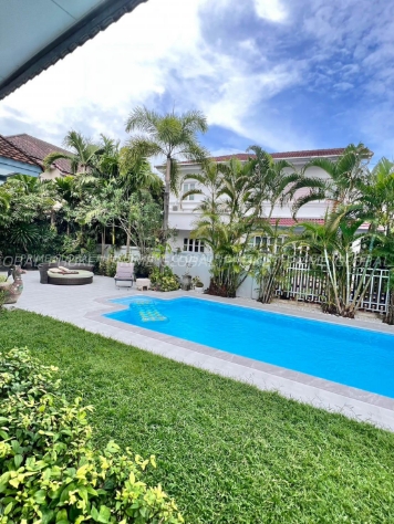   Villa Plots for Rent in Chalong