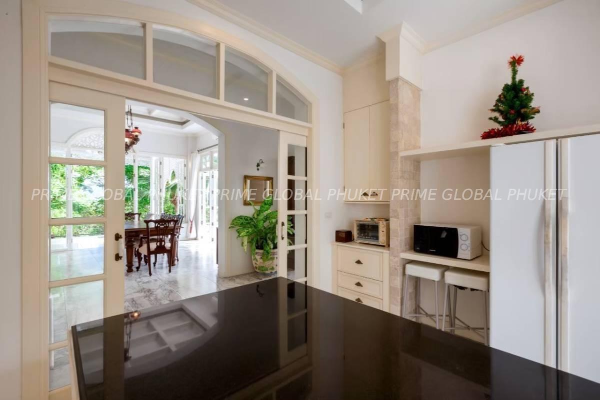 700 Sq.m Villa for Rent and Sale in Layan