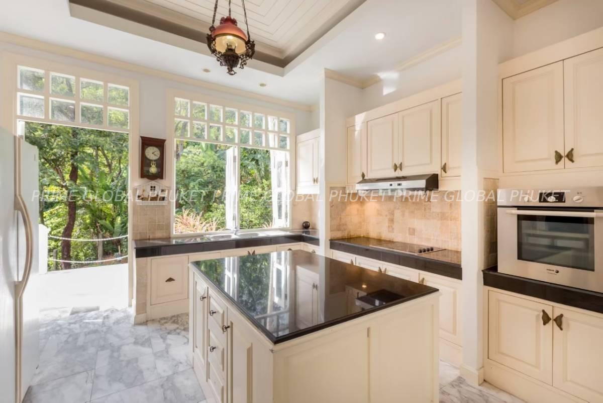 700 Sq.m Villa for Rent and Sale in Layan