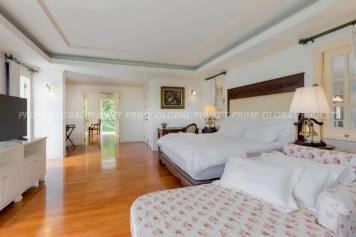 700 Sq.m Villa for Rent and Sale in Layan