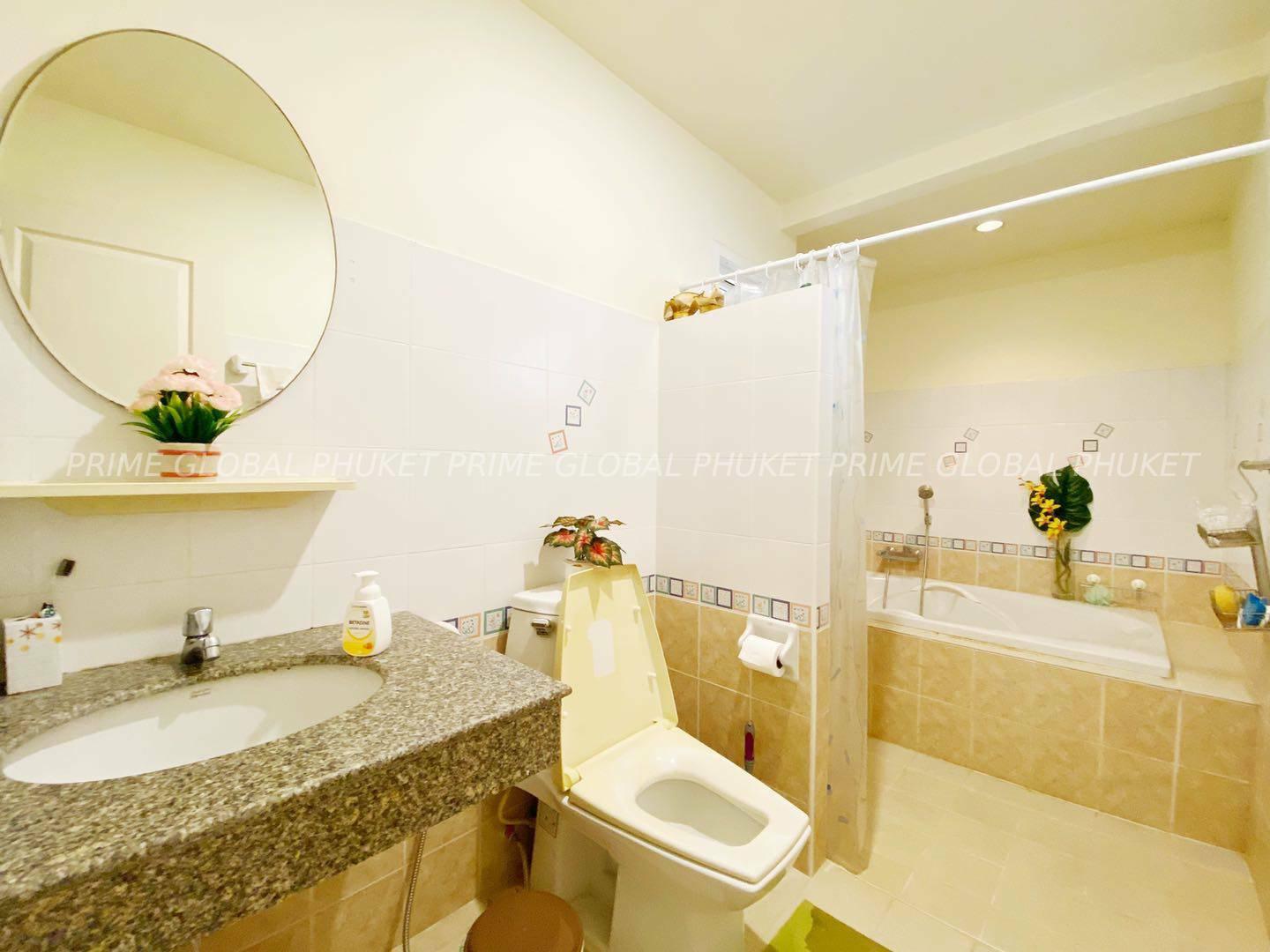 160 Sq.m Hotel for Sale in Naka