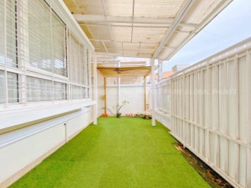 160 Sq.m Hotel for Sale in Naka