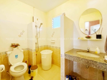 160 Sq.m Hotel for Sale in Naka