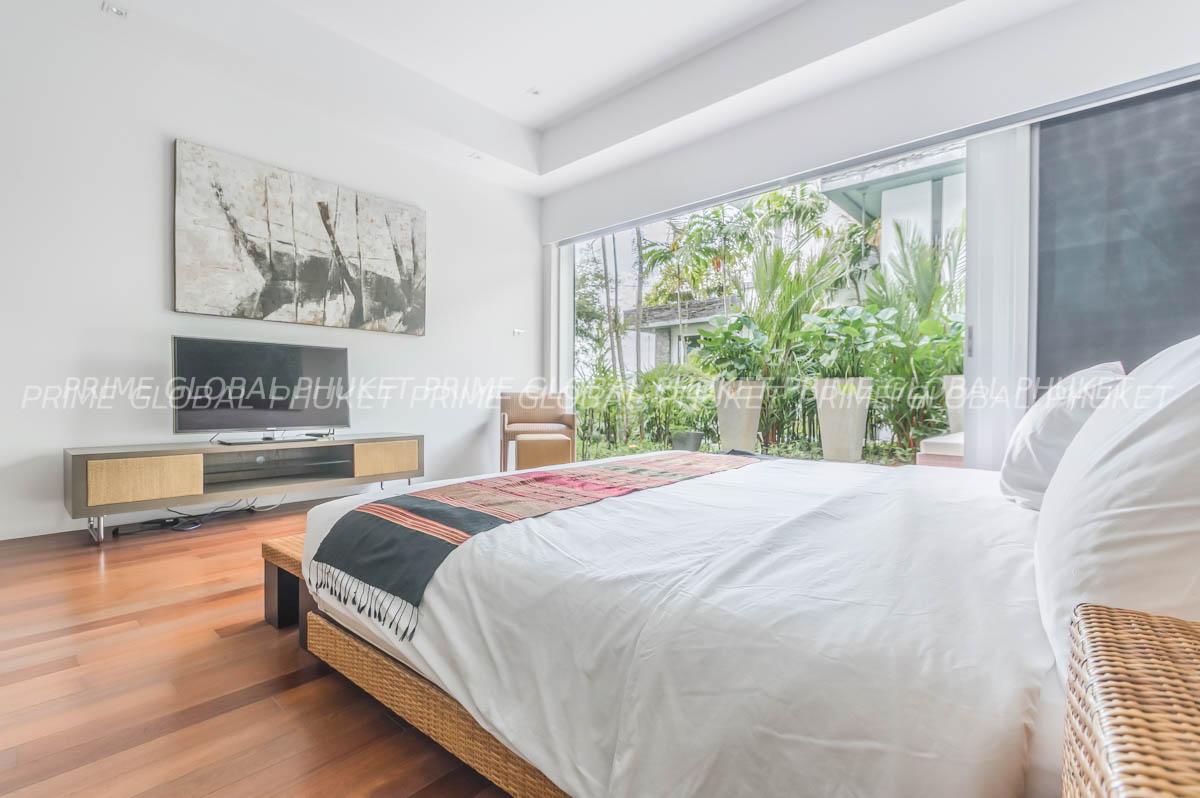 800 Sq.m Villa for Sale in Layan