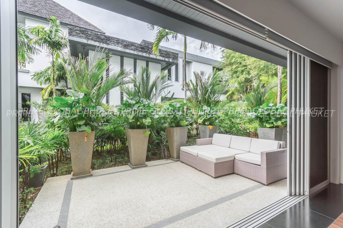 800 Sq.m Villa for Sale in Layan