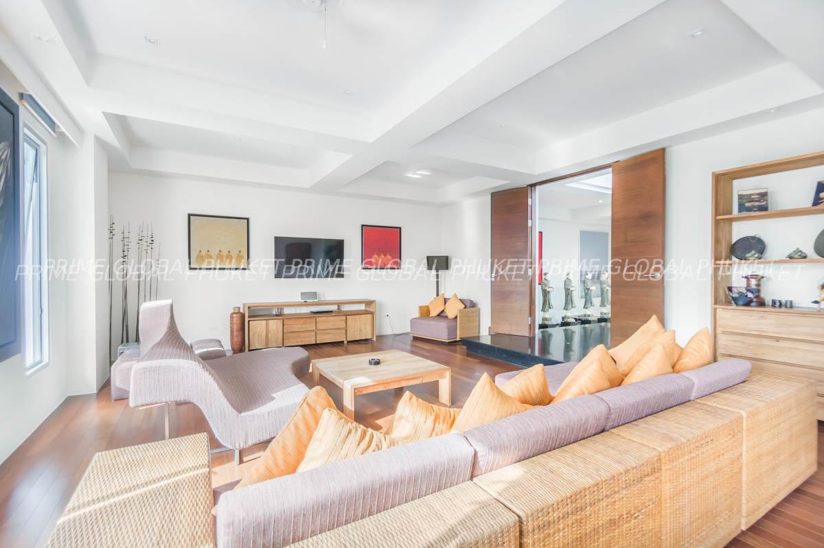 800 Sq.m Villa for Sale in Layan