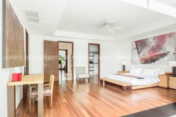 800 Sq.m Villa for Sale in Layan