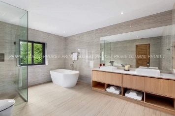 450 Sq.m Villa for Rent in Layan