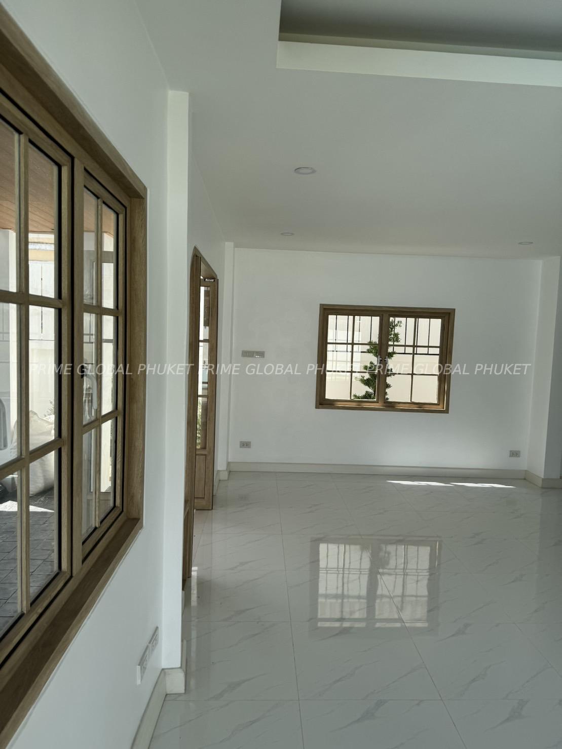 288 Sq.m House for Sale in Chalong