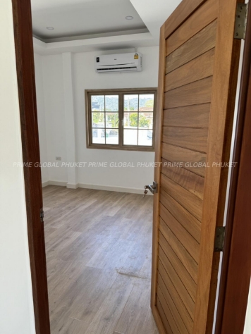 288 Sq.m House for Sale in Chalong