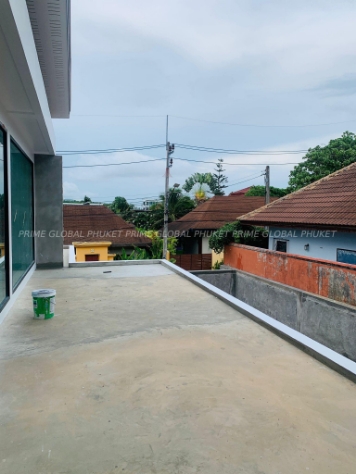 250.5 Sq.m House for Sale in Naiharn