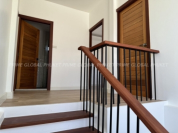 288 Sq.m House for Sale in Chalong