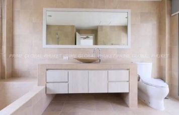 Villa for Rent and Sale in Naithon