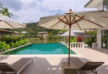 Villa for Rent and Sale in Naithon