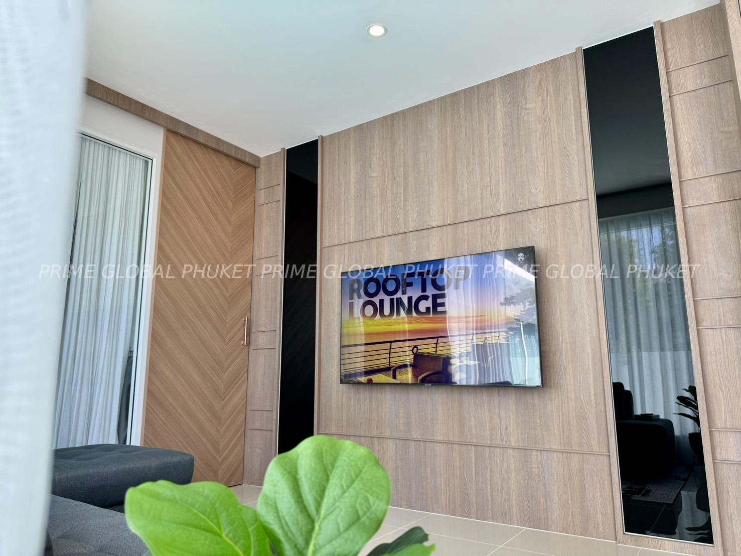180 Sq.m Villa for Sale in Naiharn