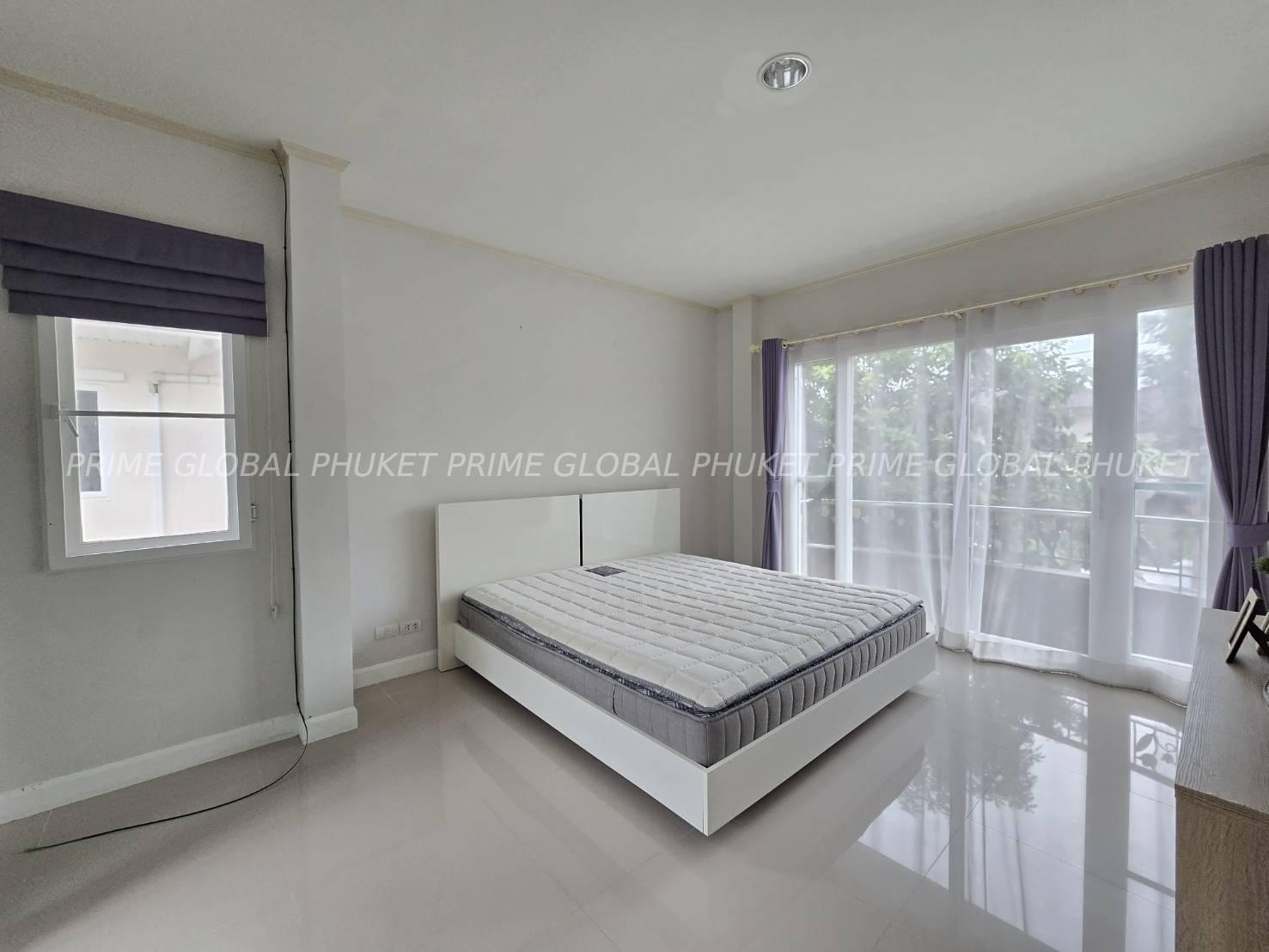 208 Sq.m House for Sale in Thalang