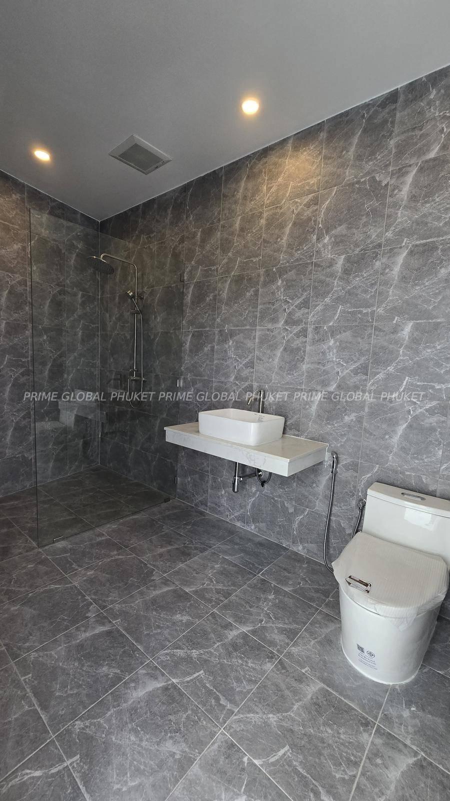 200 Sq.m Villa for Sale in Saiyuan