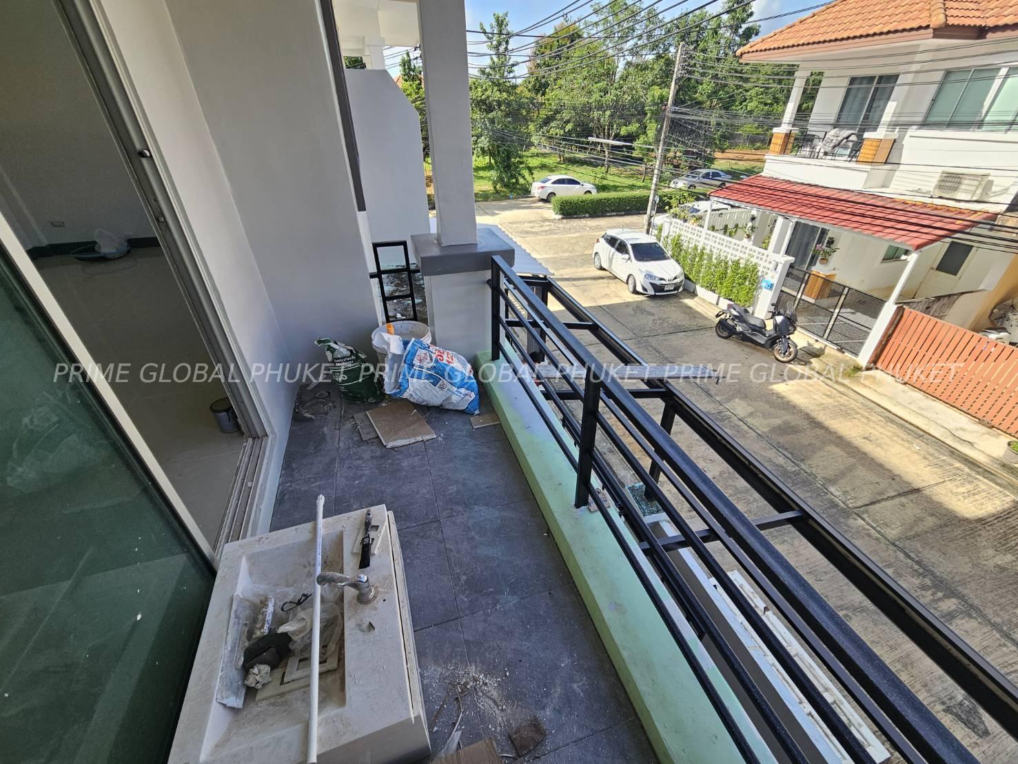 18.80 Sq.w House for Sale in Paklok