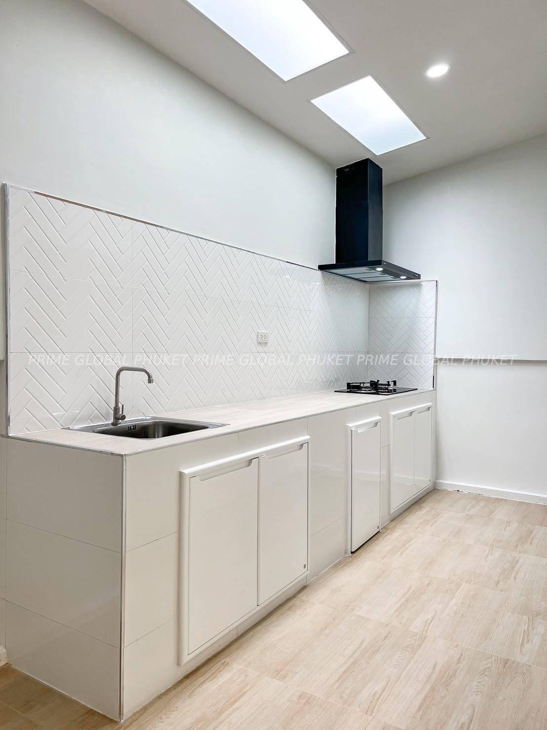 23.20 Sq.w House for Sale in Naka
