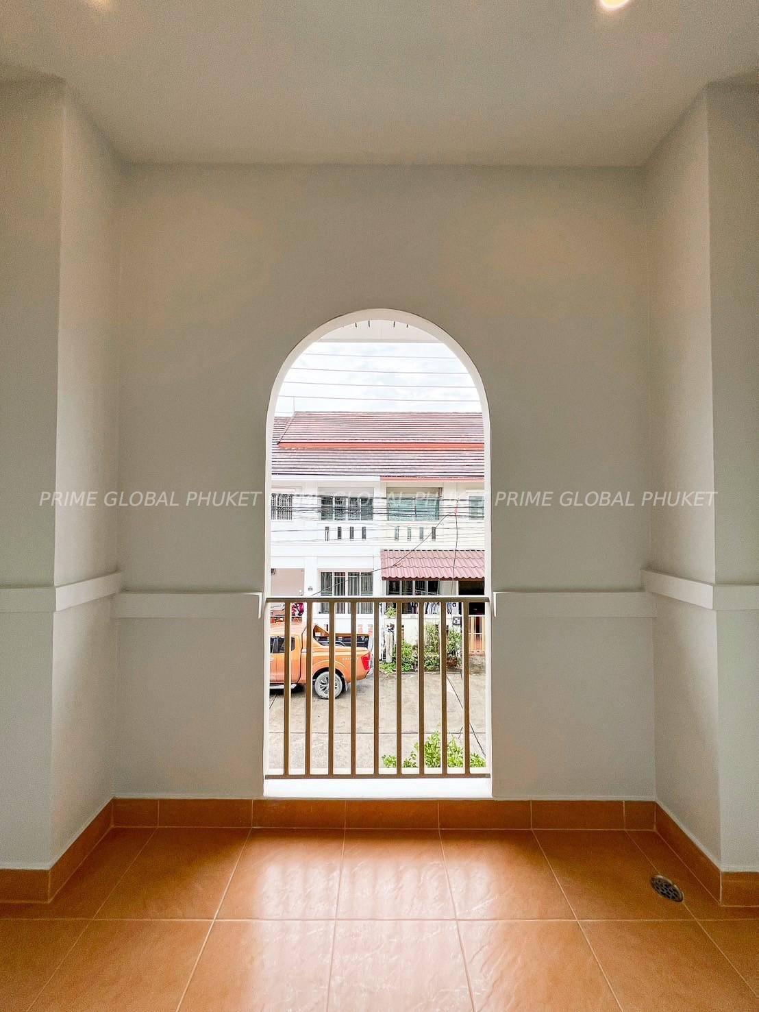 23.20 Sq.w House for Sale in Naka