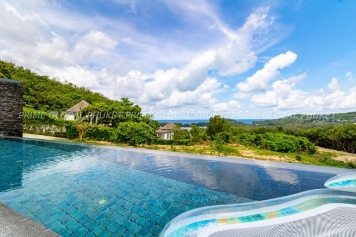 Condominium for Rent in Layan
