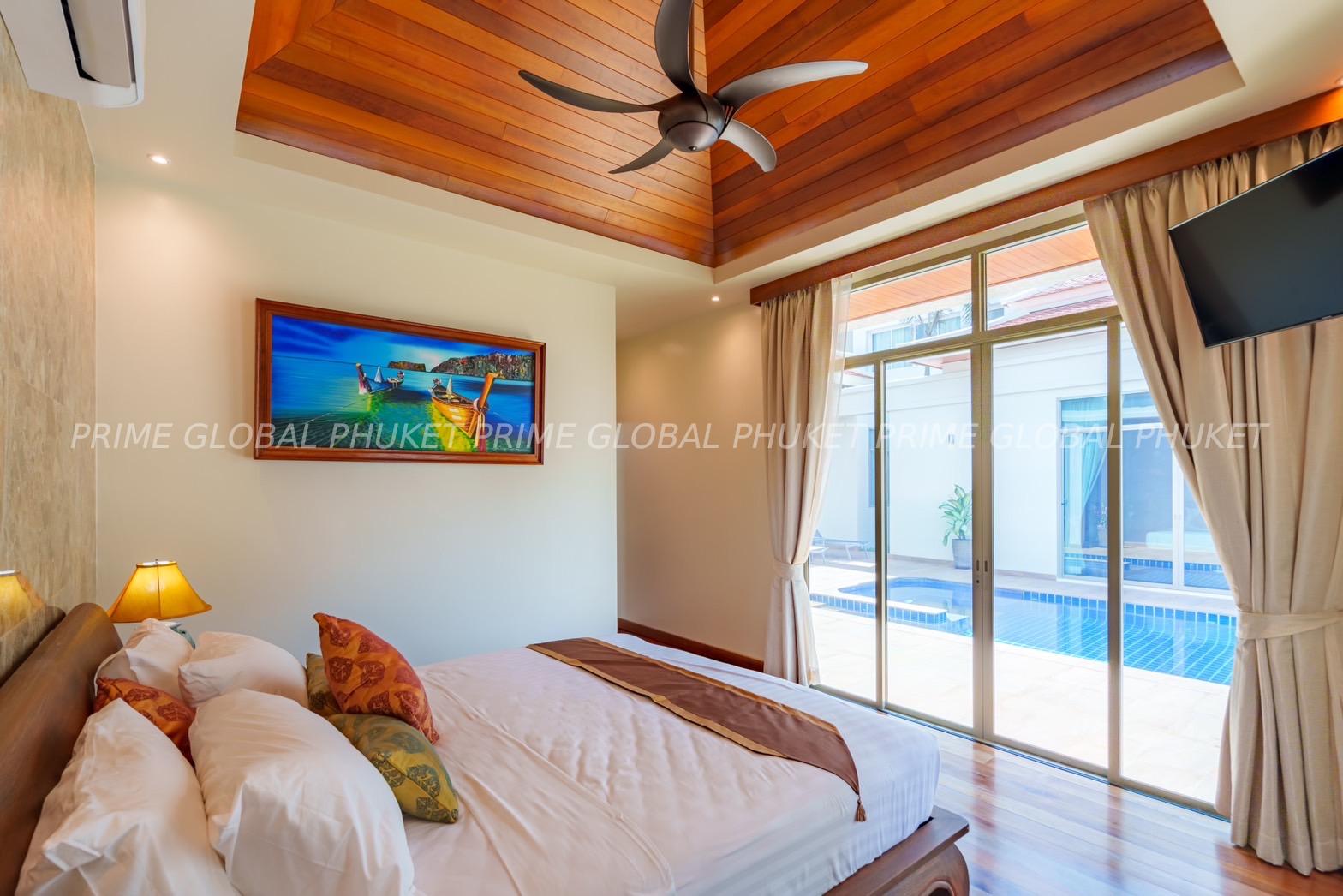 300 Sq.m Villa for Rent in Bangtao