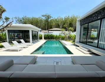 450 Sq.m Villa for Rent and Sale in Bangtao