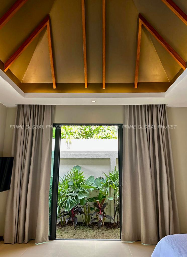 420 Sq.m Villa for Rent and Sale in Bangtao