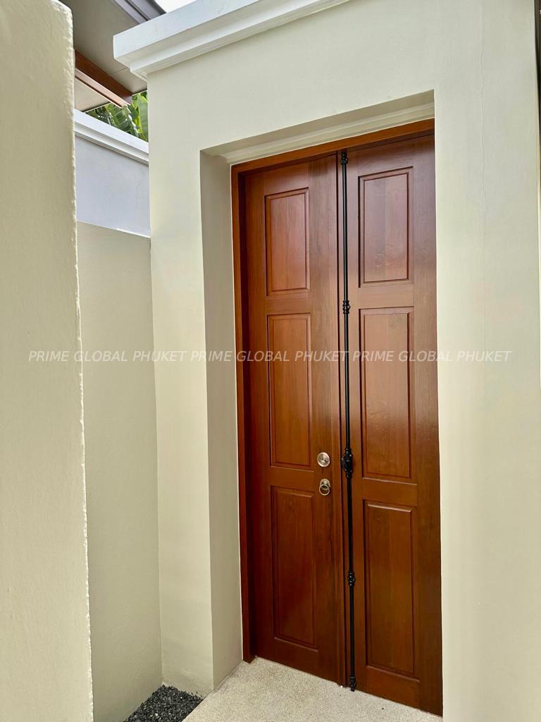 420 Sq.m Villa for Rent and Sale in Bangtao