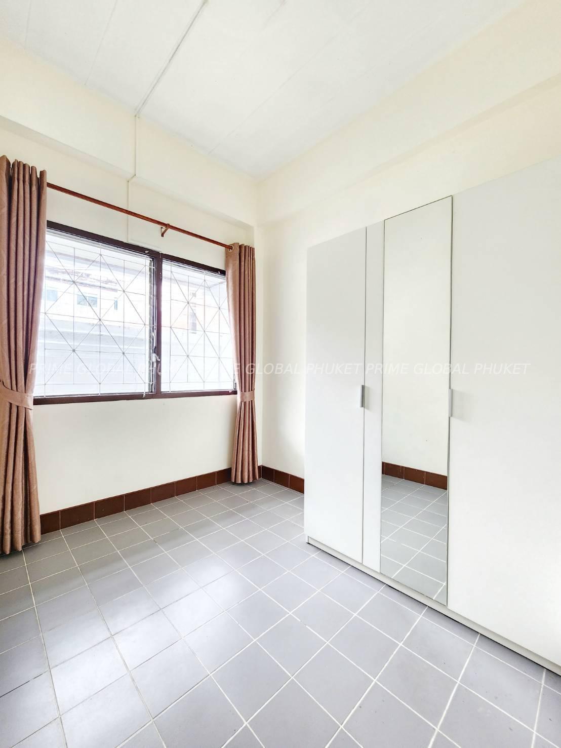 32 Sq.w House for Sale in Kathu
