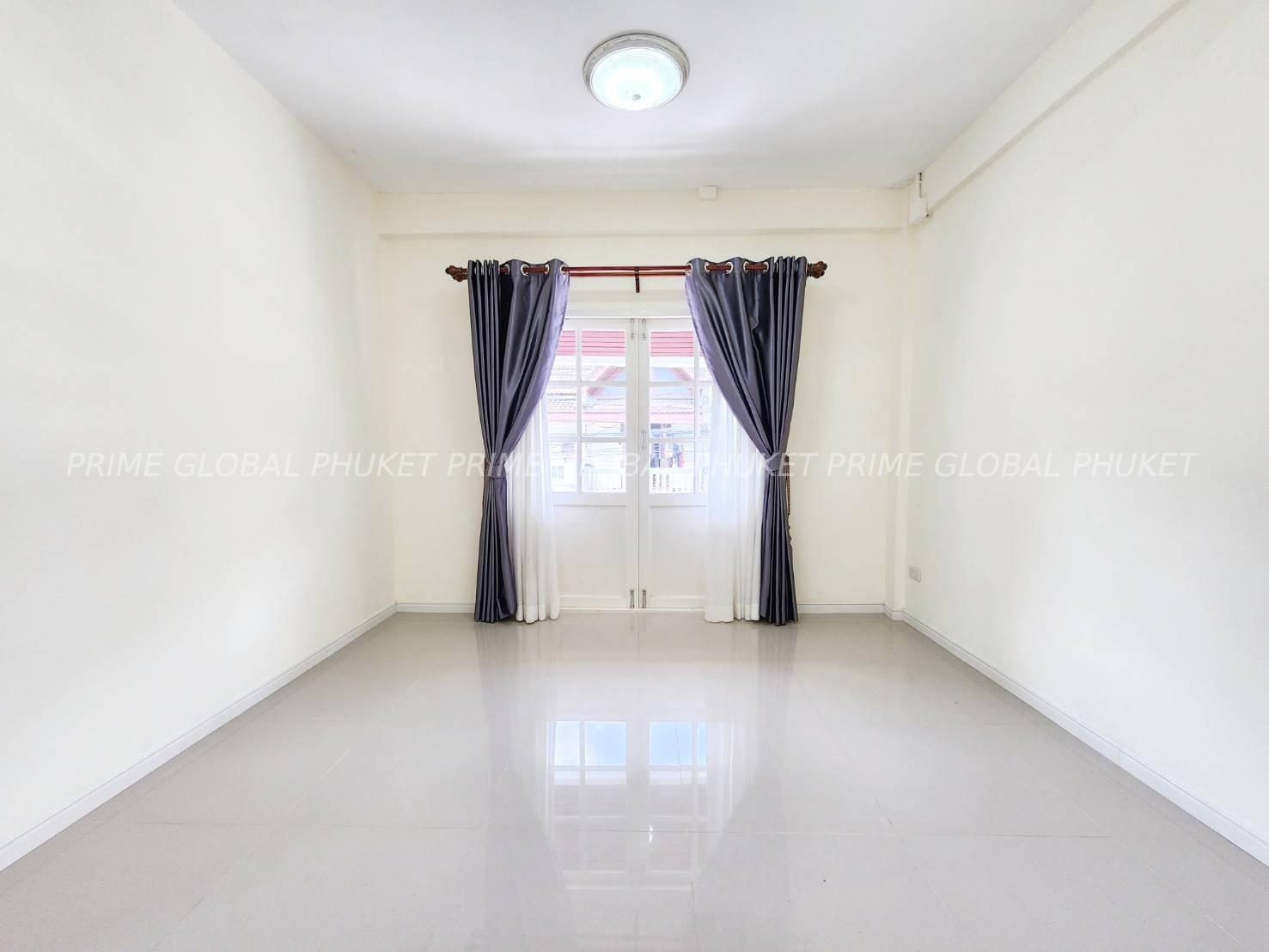 32 Sq.w House for Sale in Kathu