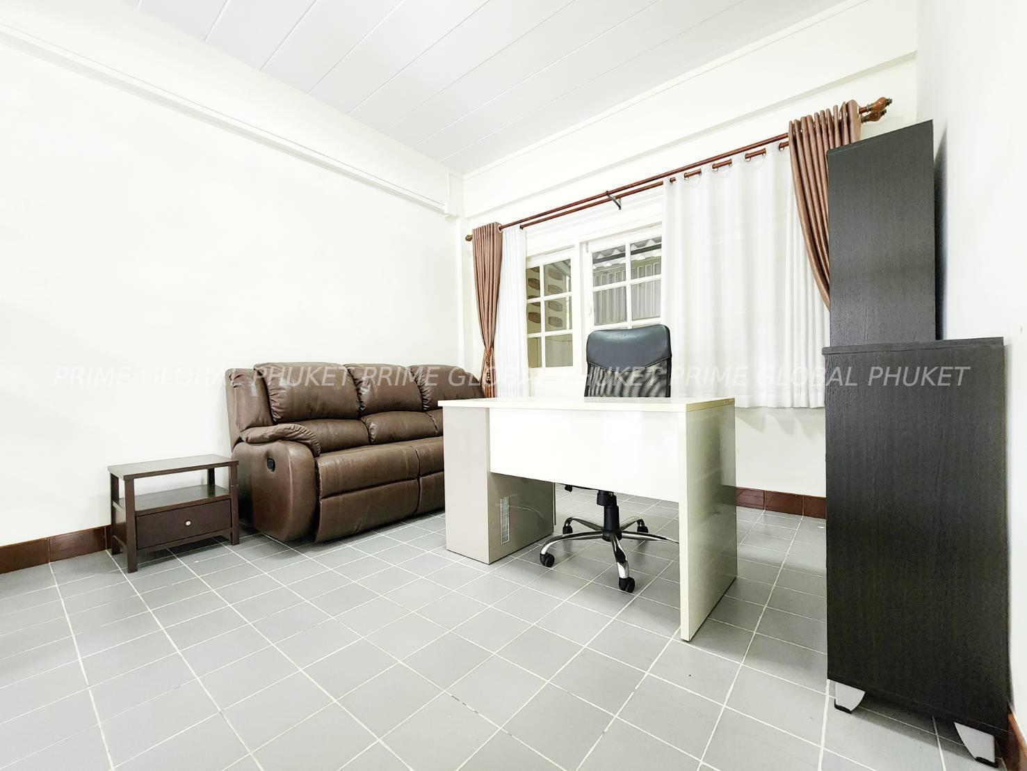 32 Sq.w House for Sale in Kathu