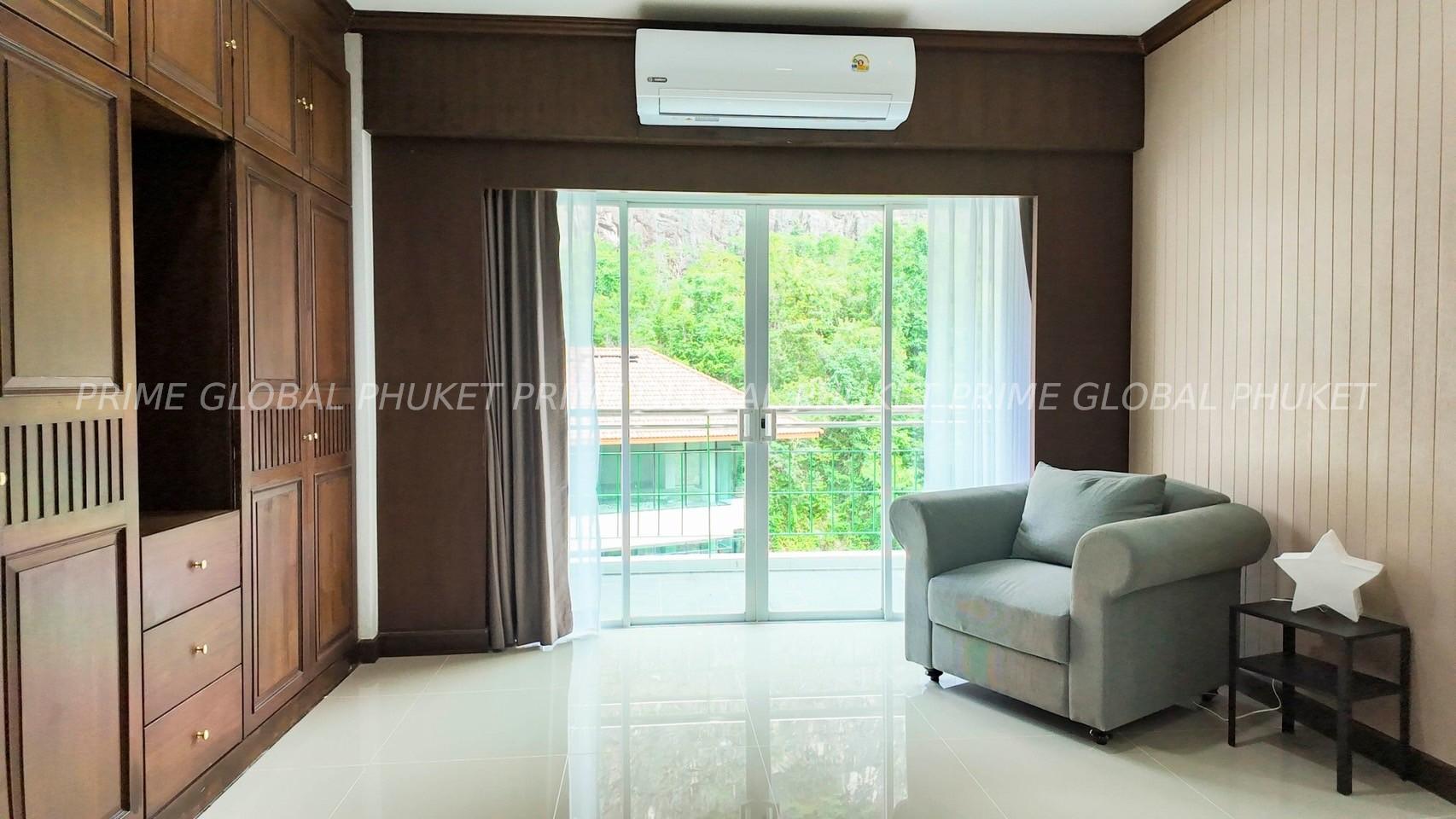 170 Sq.m Condominium for Rent in Phuket town