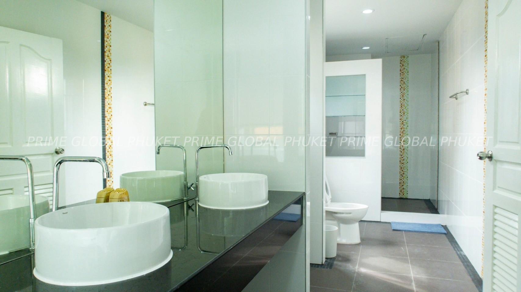 170 Sq.m Condominium for Rent in Phuket town