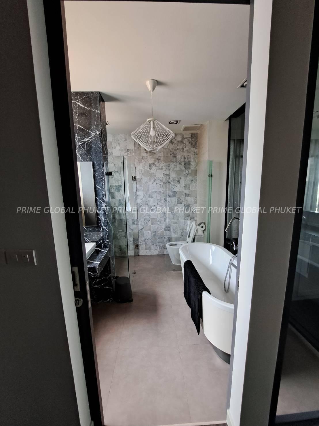 630 Sq.m Villa for Sale in Rawai