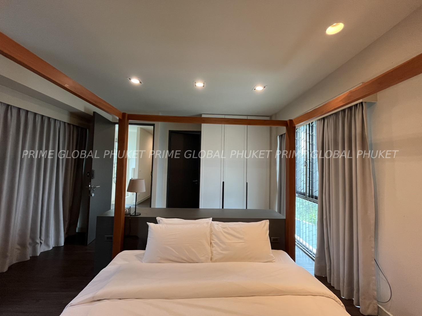 630 Sq.m Villa for Sale in Rawai