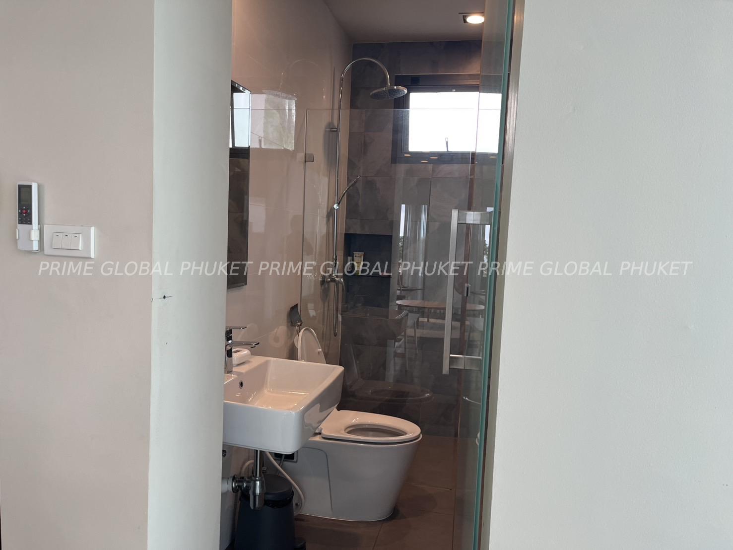 630 Sq.m Villa for Sale in Rawai