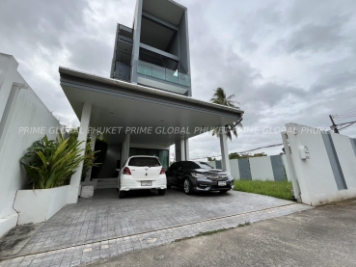 630 Sq.m Villa for Sale in Rawai