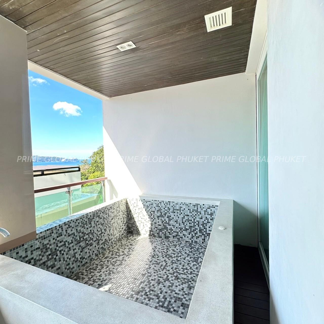Condominium sea view for Sale in Patong