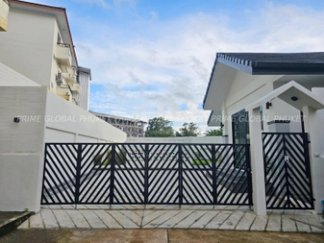 132 Sq.m Villa for Sale in Kathu