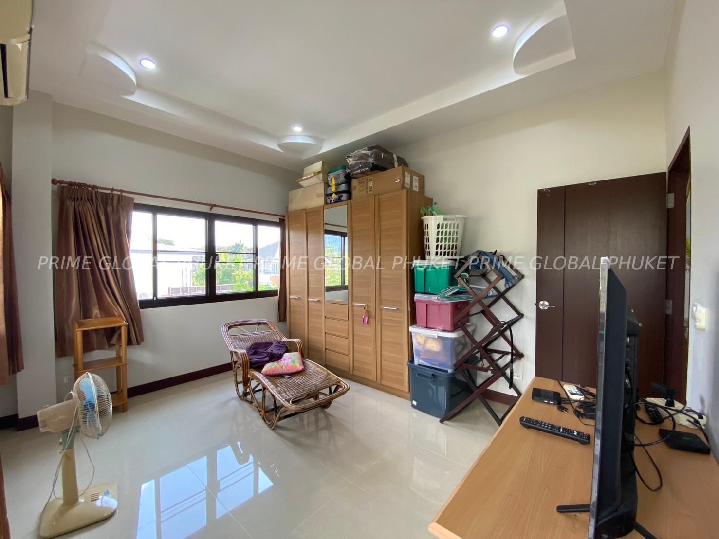 348 Sq.m House for Rent in Chalong